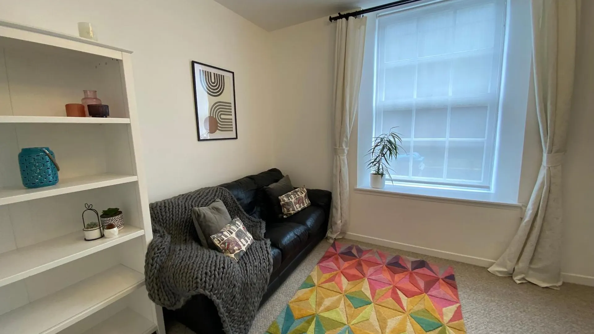 Quay Apartment With Parking Aberdeen
